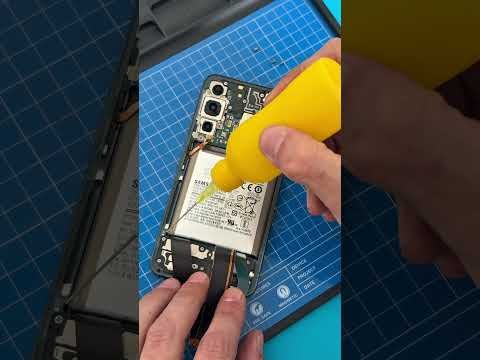 Warnung vor aufgeblähten Akkus ☠️ #repair #electronics #battery #samsung #smartphone #warning