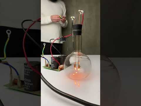 I Built a Flash Using Welding Capacitors 🛠️ #diy #electronics