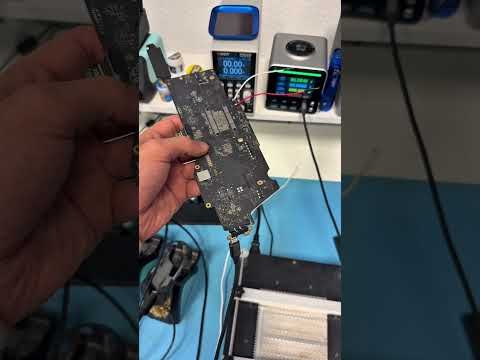 2.000€ MacBook Pro von Shop zerstört 😠 #electronics #repairing #macbook #laptop #repairs #notebook